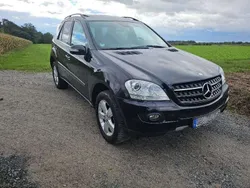 Schwarz Gebraucht 2006 Mercedes ML280 SUV | 11.900 € (Teuer)