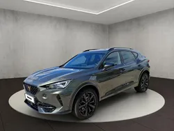 Kliffgrau Gebraucht 2024 Cupra Formentor VZ SUV | 37.480 € (Fairer Preis)