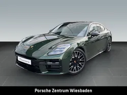 Oakgrünmetallic neo Neu 2024 Porsche Panamera GTS Limousine | 201.878 € (Etwas zu teuer)