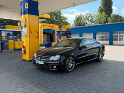 Schwarz Gebraucht 2002 Mercedes CLK500 AMG Coupé | 14.999 €