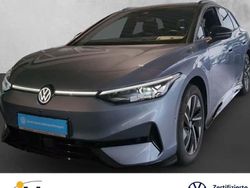 Blau Gebraucht 2024 VW ID.7 Pro Kombi | 53.380 € (Teuer)