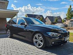 Schwarz Gebraucht 2016 BMW 325 Advantage Kombi | 10.900 € (Fairer Preis)