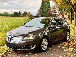 Grau Gebraucht 2014 Opel Insignia Kombi | 8.300 € (Fairer Preis)