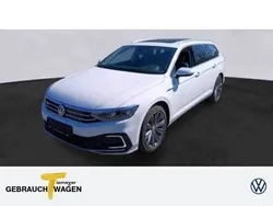 Weiß Gebraucht 2020 VW Passat Pro Kombi | 22.250 € (Fairer Preis)