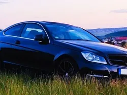 Schwarz Gebraucht 2011 Mercedes C180 Coupé | 10.499 € (Fairer Preis)