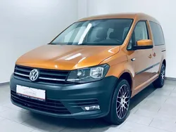 Orange Gebraucht 2016 VW Caddy Trendline Van / Kleinbus | 7.880 € (Guter Preis)