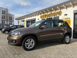 Toffee/graciosabraun (metallic) Gebraucht 2012 VW Tiguan Trendline SUV | 10.900 € (Fairer Preis)