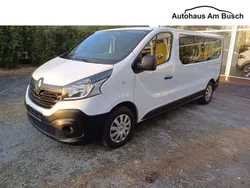 Gletscherweiss Gebraucht 2019 Renault Trafic Expression Van | 17.590 €