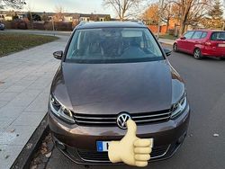 Braun Gebraucht 2013 VW Touran Van / Kleinbus | 8.300 € (Fairer Preis)