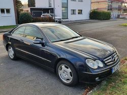 Blau Gebraucht 2002 Mercedes CLK320 Elegance Coupé | 3.950 € (Fairer Preis)
