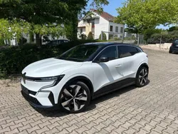 Gletscherweiss Gebraucht 2024 Renault Mégane Techno Limousine | 26.980 €