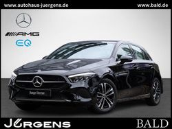Schwarz metalliclack kosmosschwarz Gebraucht 2024 Mercedes A180 Progressive Limousine | 28.480 € (Guter Preis)
