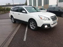 Weiß Gebraucht 2014 Subaru Outback Comfort SUV | 8.990 € (Etwas zu teuer)