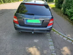 Grau Gebraucht 2010 Mercedes 250 Kombi | 7.000 € (Superpreis)