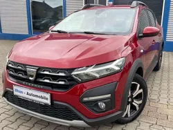 Fusionrot Gebraucht 2023 Dacia Sandero Comfort Kleinwagen | 13.450 € (Fairer Preis)