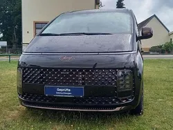 Abyss black Gebraucht 2022 Hyundai Staria Signature Van | 42.000 € (Guter Preis)