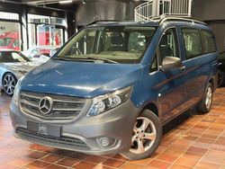 Navyblau mb 5610 Gebraucht 2017 Mercedes Vito Kombi | 30.939 € (Fairer Preis)