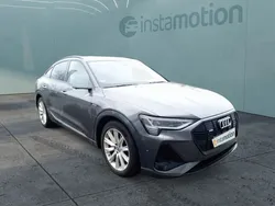 Grau Gebraucht 2021 Audi e-tron Sportback S-Line SUV | 60.890 €