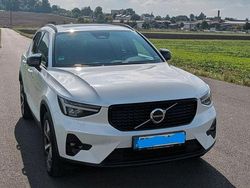 Weiß Gebraucht 2023 Volvo XC40 Ultimate SUV | 38.600 € (Etwas zu teuer)