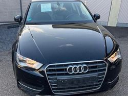 Schwarz Gebraucht 2013 Audi A3 Sportback Attraction Kleinwagen | 12.550 € (Fairer Preis)