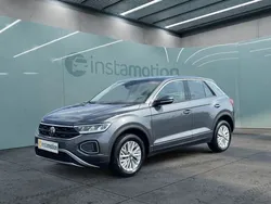 Grau Gebraucht 2024 VW T-Roc SUV | 23.270 € (Guter Preis)