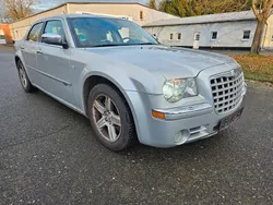 Silber Gebraucht 2010 Chrysler 300C Limousine | 2.990 €