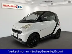 Weiß Gebraucht 2010 Smart ForTwo Coupé Coupé | 2.499 € (Superpreis)