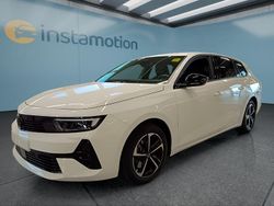 Weiß Gebraucht 2024 Opel Astra Kombi | 24.849 € (Fairer Preis)