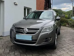 Grau Gebraucht 2011 VW Tiguan Team SUV | 8.600 € (Guter Preis)