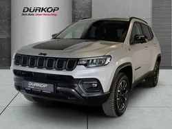 Silber Gebraucht 2022 Jeep Compass Trailhawk SUV | 27.950 € (Guter Preis)