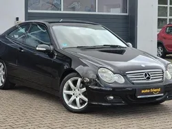 Schwarz Gebraucht 2006 Mercedes C200 Coupé | 2.999 € (Guter Preis)