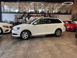 Weiß Gebraucht 2017 Skoda Fabia Ambition Kleinwagen | 8.490 € (Fairer Preis)