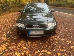 Grün Gebraucht 2004 Audi A4 Kombi | 3.500 € (Etwas zu teuer)
