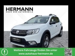 Weiß Gebraucht 2021 Dacia Sandero Stepway Kleinwagen | 11.572 € (Guter Preis)