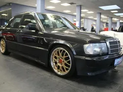 Schwarz Gebraucht 1992 Mercedes 190 Limousine | 29.980 €