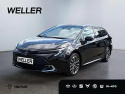Braun Gebraucht 2023 Toyota Corolla Team Kombi | 27.980 € (Fairer Preis)