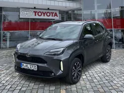 Grey metallic Gebraucht 2025 Toyota Yaris Cross SUV | 29.490 € (Superpreis)