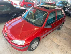 Rot Gebraucht 1997 Peugeot 106 Kleinwagen | 3.999 € (Teuer)