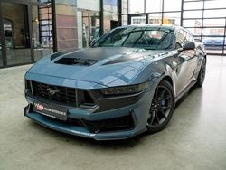 Blau Neu 2025 Ford Mustang Dark Horse | 65.850 € (Etwas zu teuer)