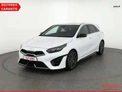 Weiß Gebraucht 2023 Kia Ceed 2 Limousine | 26.490 € (Fairer Preis)