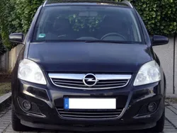Schwarz Gebraucht 2009 Opel Zafira Edition Van / Kleinbus | 1.199 € (Superpreis)