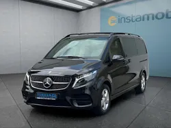 Gebraucht 2023 Mercedes V300 Van / Kleinbus | 73.749 € (Teuer)