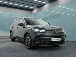 Schwarz Gebraucht 2024 VW Tiguan Design SUV | 37.750 € (Guter Preis)