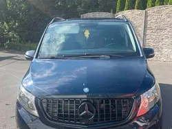 Blau Gebraucht 2014 Mercedes V220 Van / Kleinbus | 25.000 € (Fairer Preis)