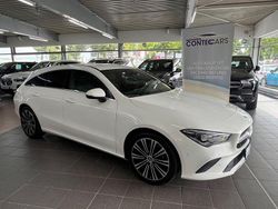 Weiß Gebraucht 2023 Mercedes CLA200 Shooting Brake Advanced Kombi | 30.500 € (Fairer Preis)