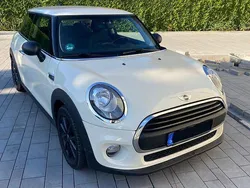 Weiß Gebraucht 2015 Mini ONE Kleinwagen | 9.500 € (Fairer Preis)