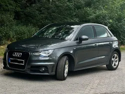 Grau Gebraucht 2012 Audi A1 Sportback S-Line Kleinwagen | 7.500 € (Guter Preis)