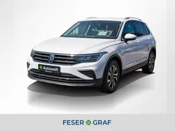 Pure white Gebraucht 2022 VW Tiguan Active SUV | 27.640 € (Superpreis)
