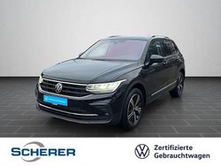 Deep black perleffekt (metallic) Gebraucht 2022 VW Tiguan SUV | 27.900 € (Guter Preis)