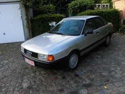 Gold Gebraucht 1988 Audi 80 Limousine | 2.650 €